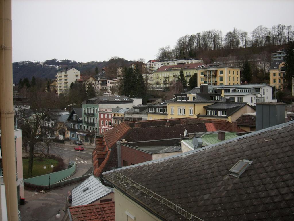 גמונדן Garconniere Im Ehemaligen Hotel Austria מראה חיצוני תמונה