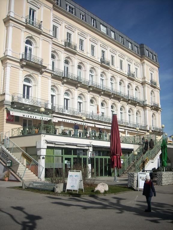 גמונדן Garconniere Im Ehemaligen Hotel Austria מראה חיצוני תמונה