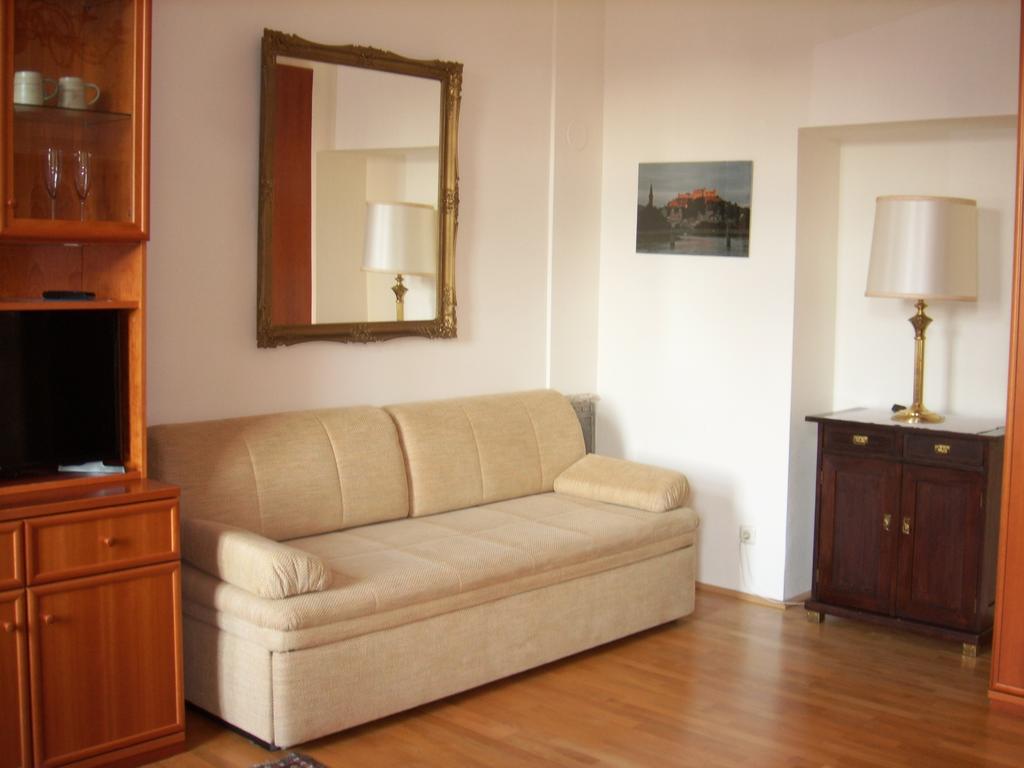 גמונדן Garconniere Im Ehemaligen Hotel Austria מראה חיצוני תמונה